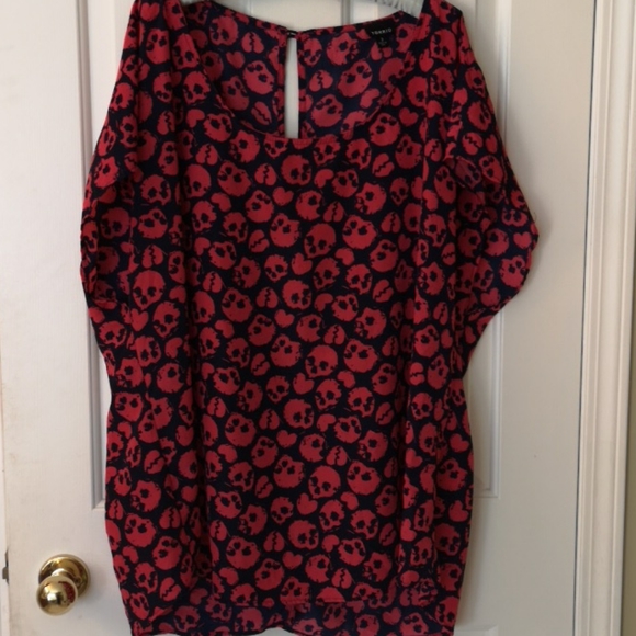 TORRID 3X Skull Hearts Tunic